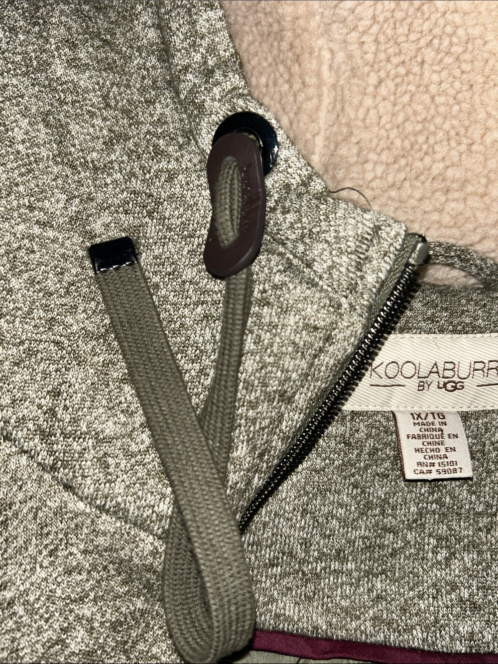 Cozy Green Coat - Picture 4 of 6